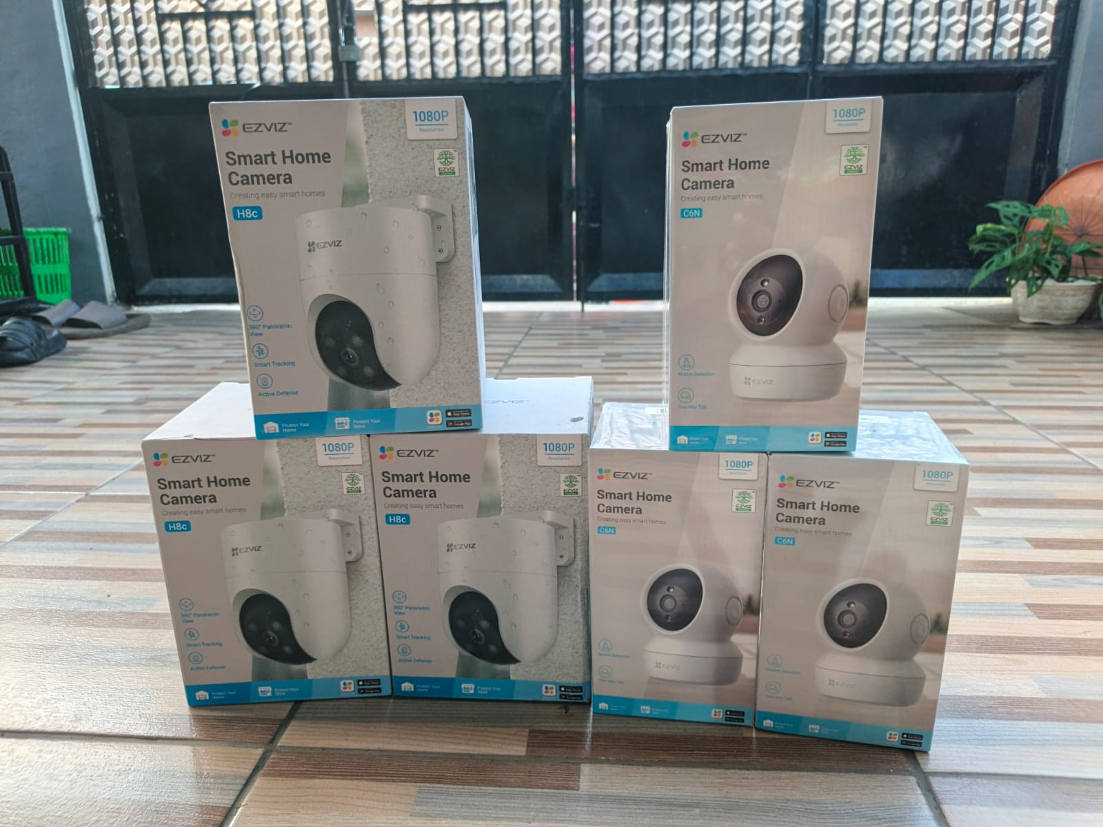 Perangkat CCTV dan aksesoris keamanan di ADFU Shop